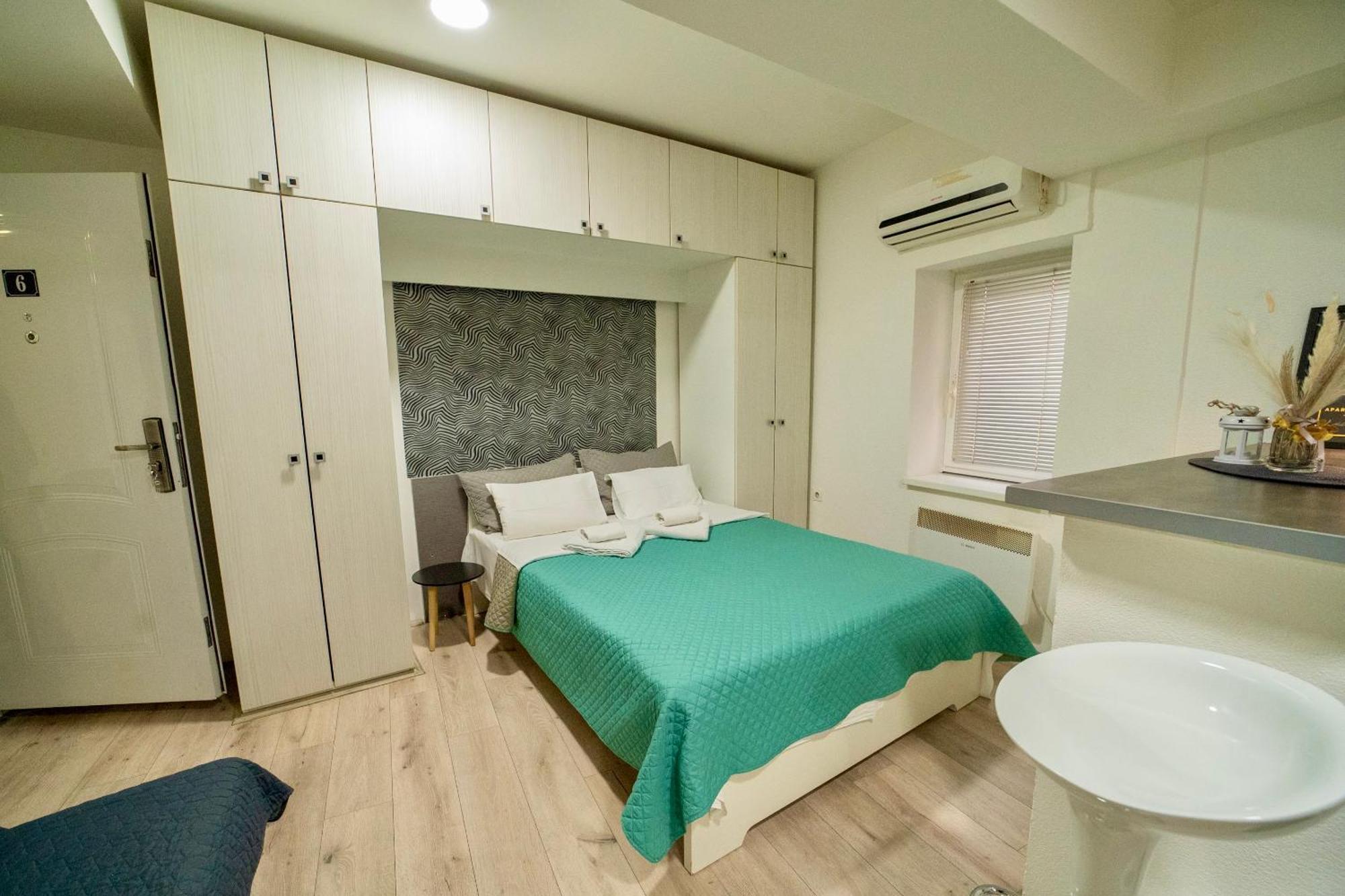Apartmani Aleksandra U Centru Grada Kragujevac Dış mekan fotoğraf